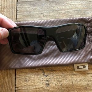 Oakley Men’s sunglasses